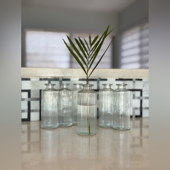 Set of 6 West Elm Modern Glass Ribbed Bud Vases - Picture 3 of 11